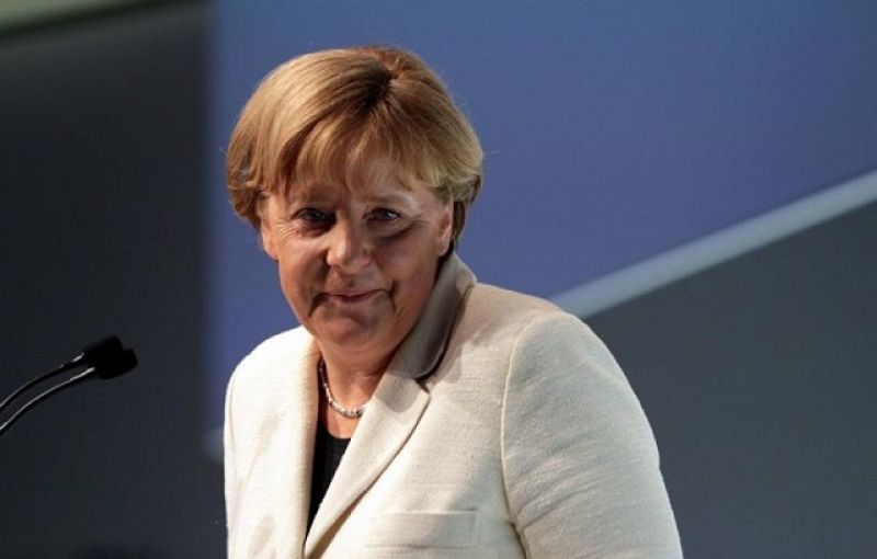 Mέρκελ προς Τσίπρα:Κάνε κάτι για την ανεργία και το προσφυγικό