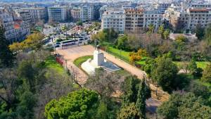 Σφραγίζει πάρκα, άλση και Υμηττό η Περιφέρεια Αττικής