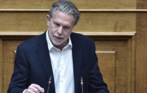 Γερουλάνος: Εφαρμόστε στο Δημόσιο το πλαίσιο κατά της σεξουαλικής παρενόχλησης