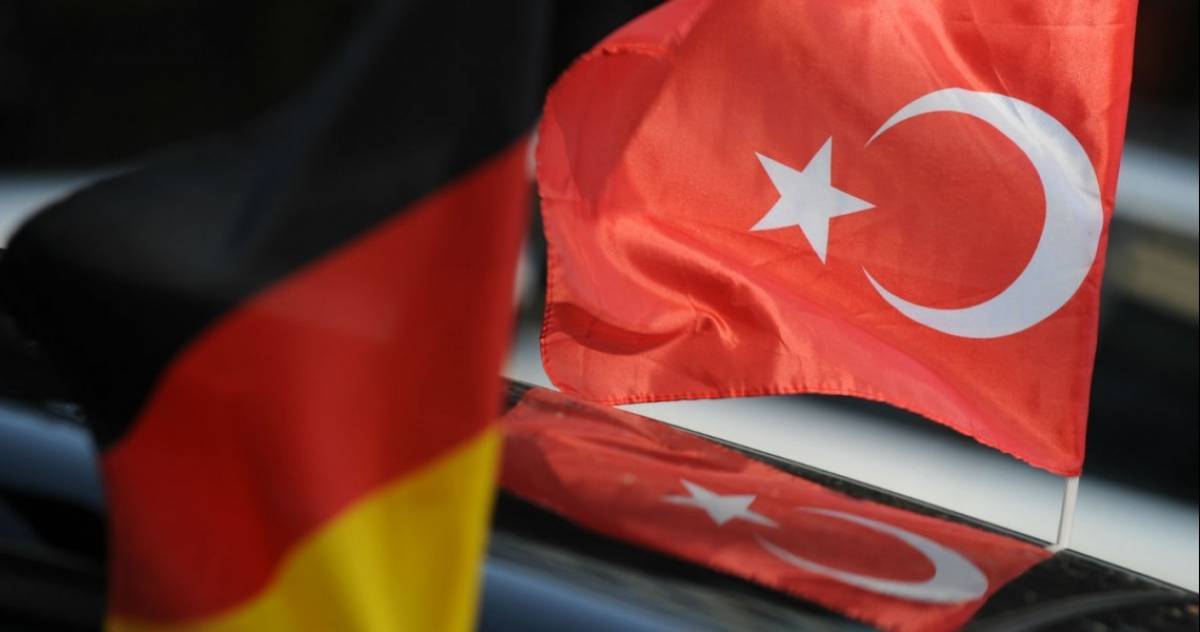 DW: Γερμανική βοήθεια στην Τουρκία;