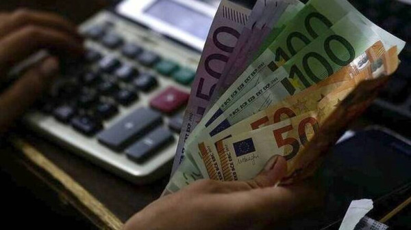 ΒΕΑ: Νέο χαράτσι για τους μικρομεσαίους από την αύξηση εισφορών