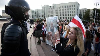 Κυρώσεις της ΕΕ σε Λουκασένκο και υπόθεση Ναβάλνι ζητούν ευρωβουλευτές