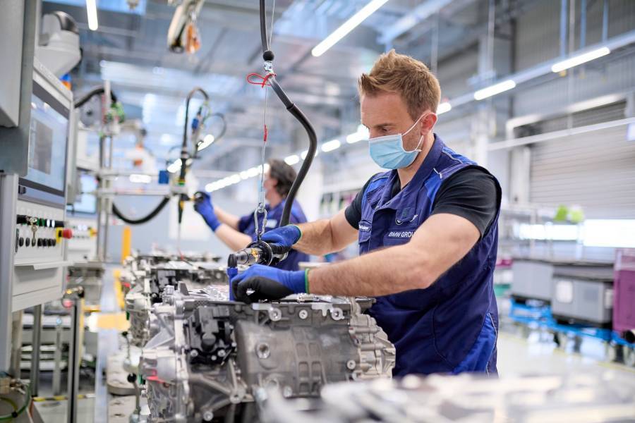 Ξεκινά η παραγωγή συστημάτων e-drive για τις αμιγώς ηλεκτρικές BMW iX και BMW i4