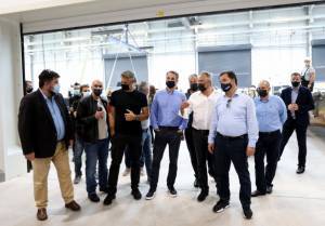 Στις εγκαταστάσεις της Technohull Μητσοτάκης και Γεωργιάδης