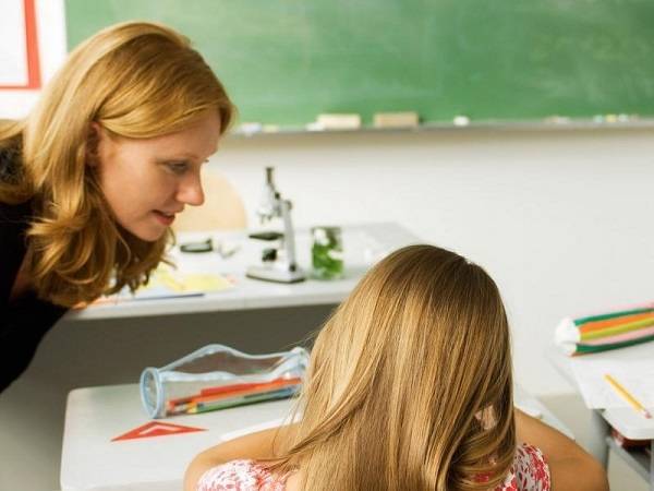 Υπ. Παιδείας: Πρόσληψη 2.800 ψυχολόγων και κοινωνικών λειτουργών