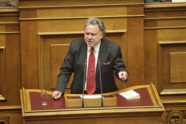 Κατρούγκαλος για συντάξεις: Εμείς απλώς ξεχειλίσαμε το ποτήρι