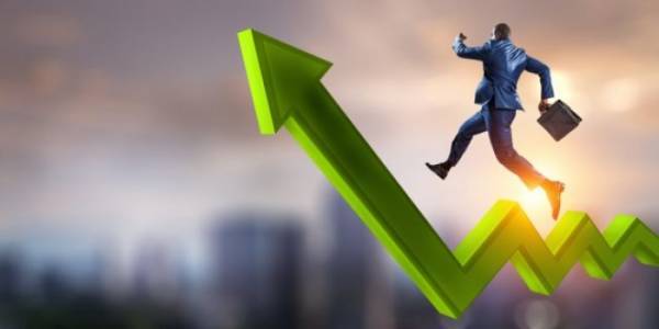 Εργάνη: Ξεπέρασαν τις 300.000 οι προσλήψεις τον Ιούνιο (πίνακας)
