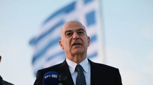 Συμφωνία για την απόκτηση 2+2 Ιταλικών φρεγατών – Δένδιας: «Το ελληνικό ναυτικό περνά σε νέα εποχή»