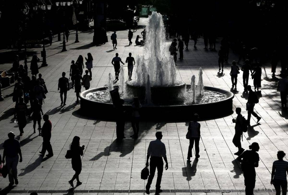 Δημοσκόπηση: Η αξιολόγηση της κυβέρνησης-Διχάζει το lockdown
