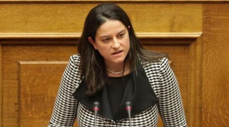 «Υπέρμετρες χρεώσεις δικηγόρων λόγω δυσλειτουργιών του ΕΦΚΑ»