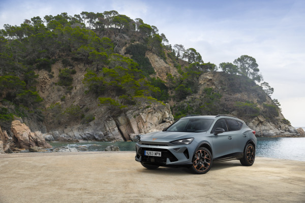 Το νέο CUPRA Formentor έρχεται για να συνεχίσει την επιτυχία του προκατόχου του.