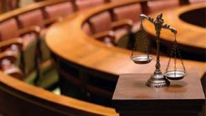 Πανδικηγορική συγκέντρωση έξω από το Μαξίμου τη Δευτέρα