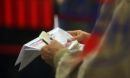 "Παγώνουν" για το δεύτερο εξάμηνο οι χρεώσεις για το τέλος ανανεώσιμων πηγών ενέργειας