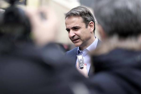 Στον «Ευαγγελισμό» ο Μητσοτάκης- Ενημερώθηκε για τους τραυματίες των πυρκαγιών