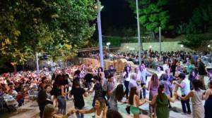 Βατόπουλος: Ίσως πρέπει να τεθεί ζήτημα απαγόρευσης για τα πανηγύρια
