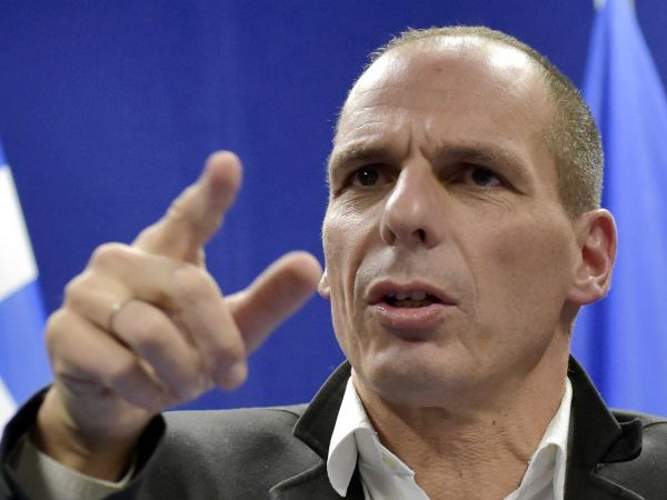 Βαρουφάκης: Το ήξερε-Πρόβλεψε το κλείσιμο των τραπεζών μία εβδομάδα νωρίτερα