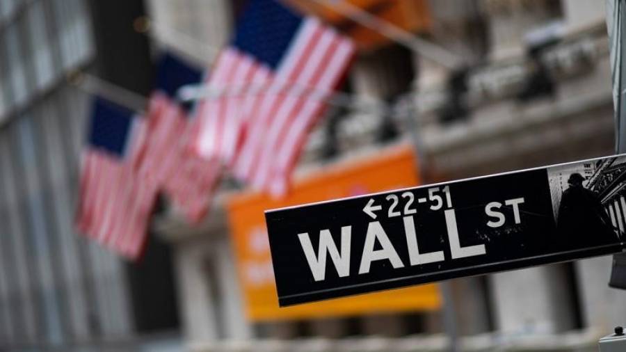Νέες απώλειες στη Wall Street μετά τα στοιχεία για ανεργία