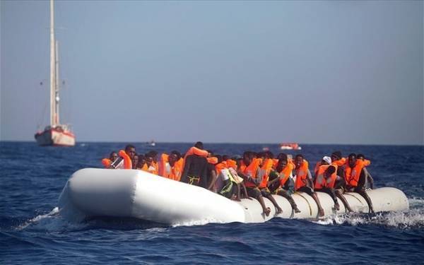 Εκατοντάδες μετανάστες διασώθηκαν ανήμερα των Χριστουγέννων στην Ισπανία
