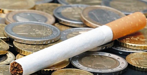 Πόσο αυξάνονται οι τιμές σε τσιγάρα, πούρα &amp; καπνό- Επανακατατέθηκε η τροπολογία