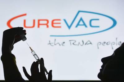 Βρετανία: Προαγοράζει 50 εκατ. δόσεις του νέου εμβολίου της CureVac