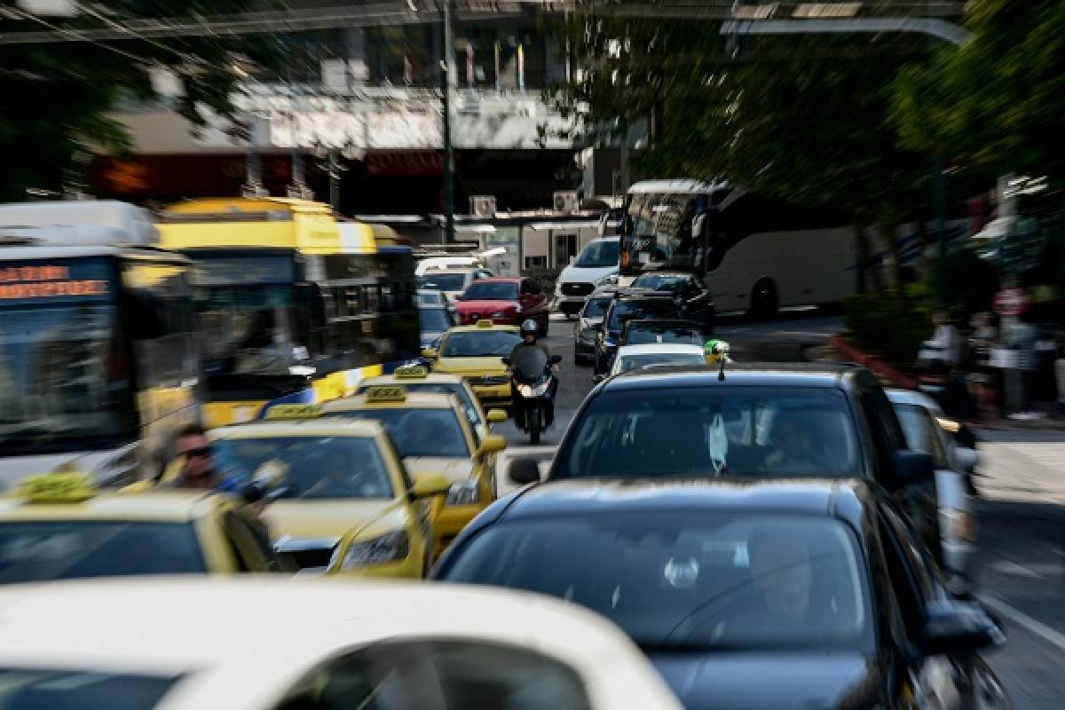 Υπ. Μεταφορών- Δακτύλιος: Αυξήθηκε η μέση ταχύτητα κίνησης των λεωφορείων
