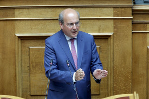 Αναλυτικά το νέο φορολογικό νομοσχέδιο: Οι αλλαγές για τους επαγγελματίες