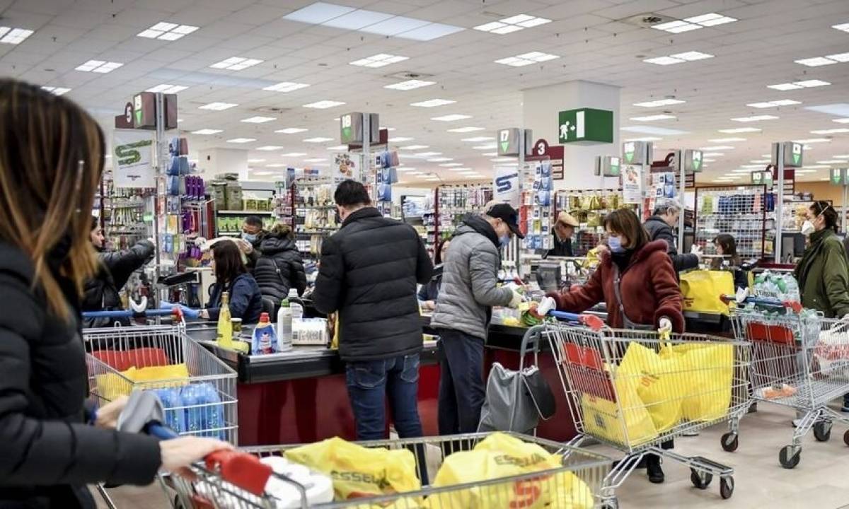 Σούπερ Μάρκετ: «Σκούπισαν» επιπλέον τζίρο 1 δισ. ευρώ το 2020