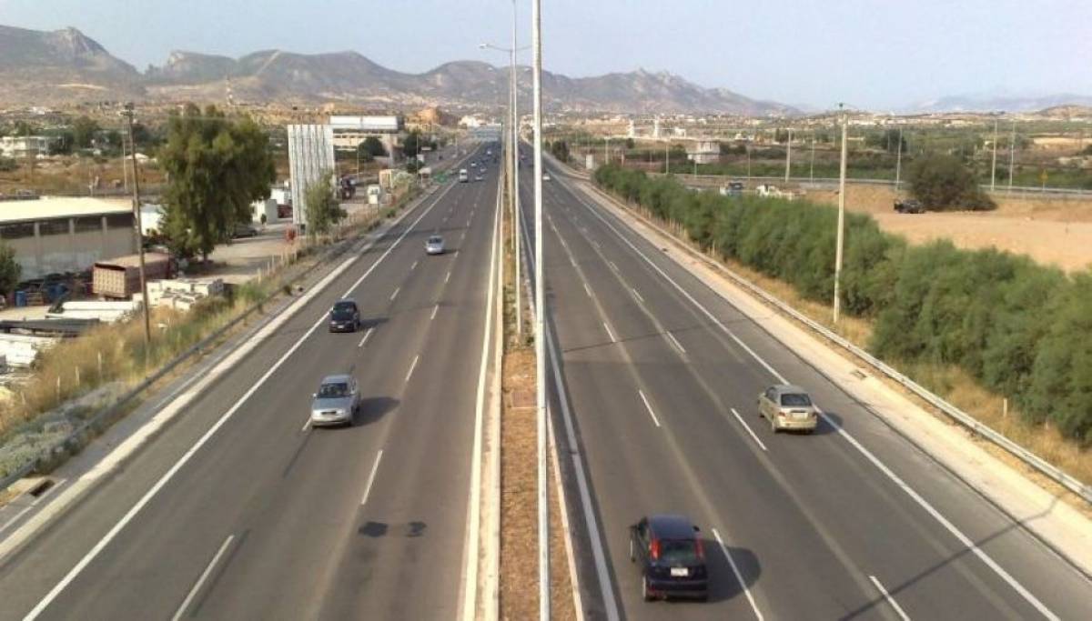 Κυκλοφοριακές ρυθμίσεις έως τις 16.00 στην ΠΑΘΕ λόγω εργασιών