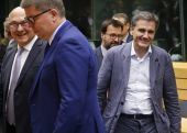 Χωρίς συμφωνία ολοκληρώθηκε το Eurogroup- Συνεδριάζει ξανά σήμερα στις 12:00