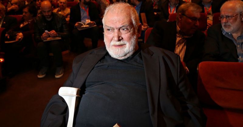 Τα «μαζεύει» ο Καζάκος: Δεν είπα προδότες τους νέους