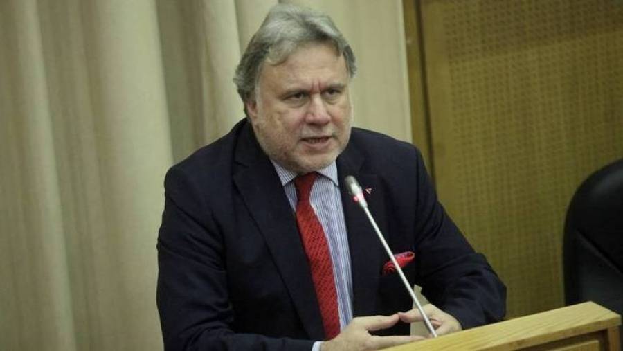 Κατηγορίες Κατρούγκαλου για κυβιστήσεις της ΝΔ στη Συμφωνία των Πρεσπών