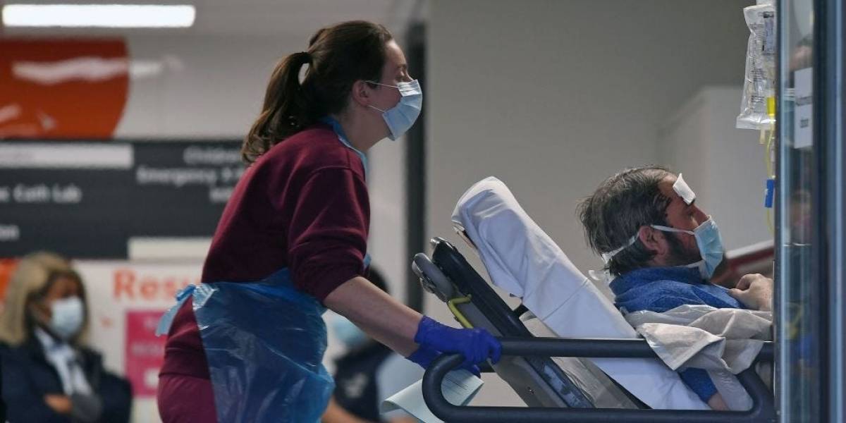 Βρετανία: Νέο αρνητικό ρεκόρ με 684 θανάτους σε 24 ώρες