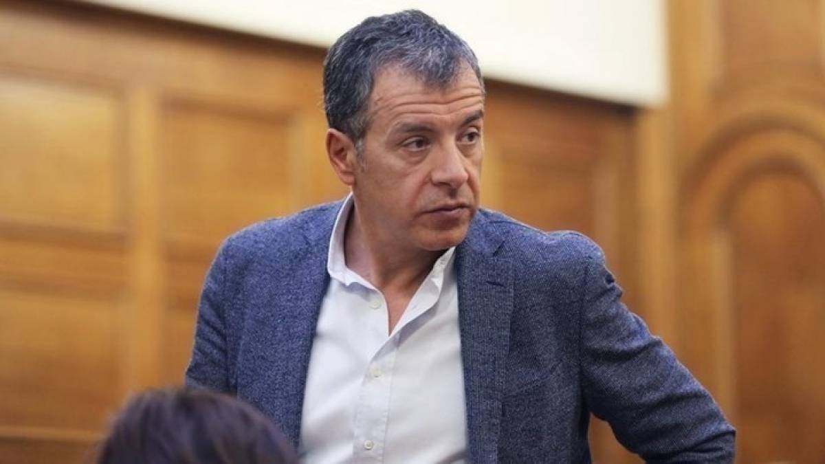 Ο Σταύρος αρνείται πως στηρίζει Τσίπρα και δίνει συγκεκριμένα παραδείγματα