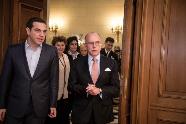 Τσίπρας: Είμαστε στην τελική φάση-Καζνέβ: Υπάρχει ενδιαφέρον για επενδύσεις