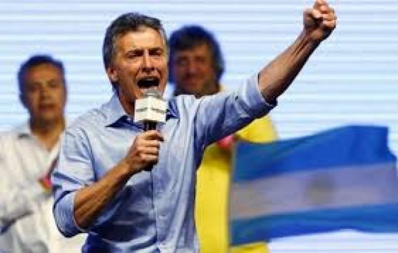 Αργεντινή: Προτείνει στα «ταμεία όρνεα» αποπληρωμή του χρέους με απομείωση 25%