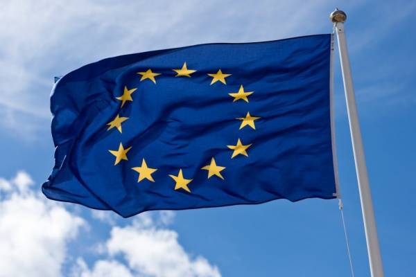 Οι Βρυξέλλες εξετάζουν εμπάργκο όπλων στην Τουρκία