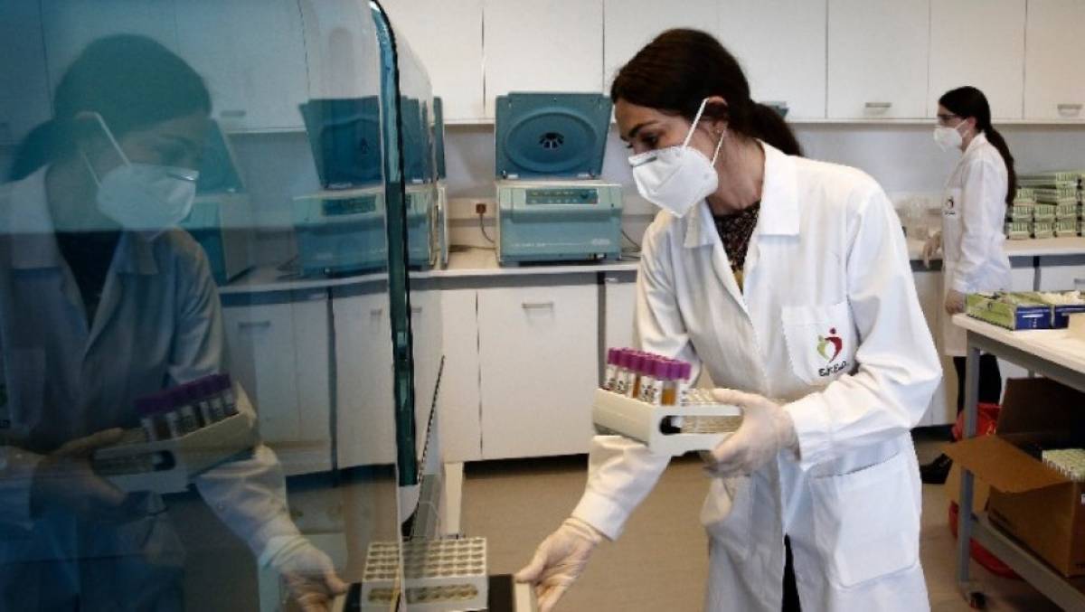 Κορονοϊός-Ελλάδα: Κανένα κρούσμα της Όμικρον σε 40.000 δείγματα που επανεξετάστηκαν