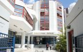 Εισβολή κουκουλοφόρων στο Πανεπιστήμιο Πειραιά
