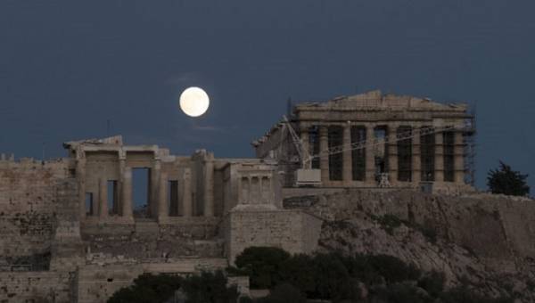 Στο σκοτάδι η Ελλάδα για την Ώρα της Γης