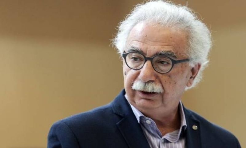 Γαβρόγλου: Από 10 σε 4 τα εξεταζόμενα μαθήματα στη Γ' Λυκείου
