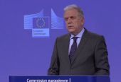 Live: Η Κομισιόν ανακοινώνει για το μεταναστευτικό