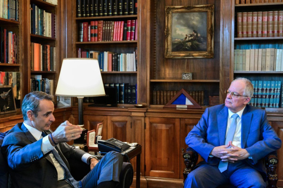Συνάντηση Μητσοτάκη – Τασούλα: Κοινό όραμα με τη Γαλλία μια στρατηγικά αυτόνομη Ευρώπη