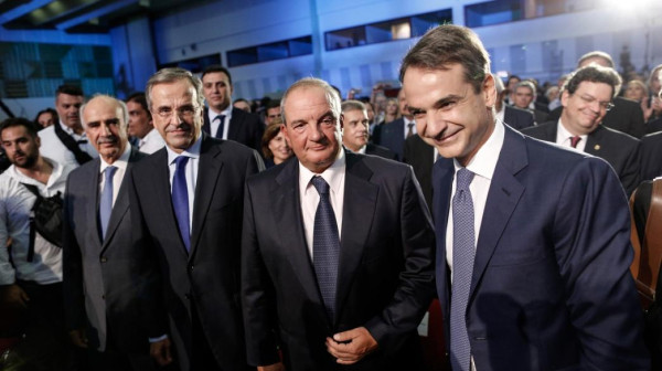 Μπλόκο Καραμανλή - Σαμαρά στον Μητσοτάκη για τους αγρότες