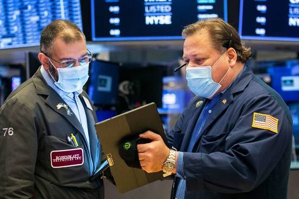 Υπερίσχυσαν οι πωλητές στη Wall Street