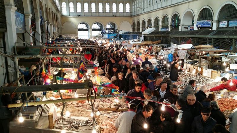 Κ.Δευτέρα:Ποια καταστήματα μένουν ανοιχτά για τα ψώνια της τελευταίας στιγμής