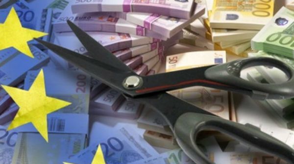"Η Ελλάδα χρειάζεται αναδιάρθρωση του χρέους της"