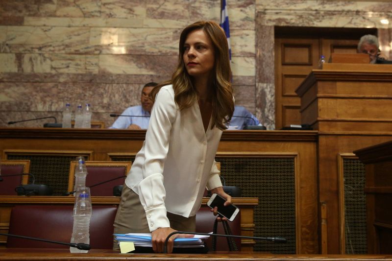 Αχτσιόγλου: Αυτονόητη η δυνατότητα αναδοχής από ζευγάρια με σύμφωνο συμβίωσης