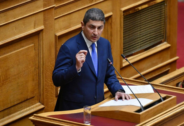 Αυγενάκης: Η ρύθμιση για τους μετανάστες καταργεί την μαύρη εργασία