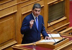 Αυγενάκης: Η ρύθμιση για τους μετανάστες καταργεί την μαύρη εργασία