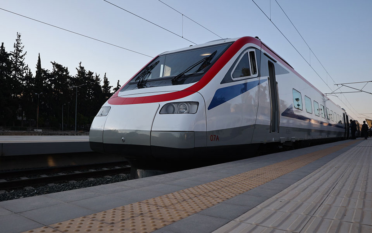 Hellenic Train: Αναστέλλονται δρομολόγια λεωφορείων λόγω πλημμυρικών φαινομένων